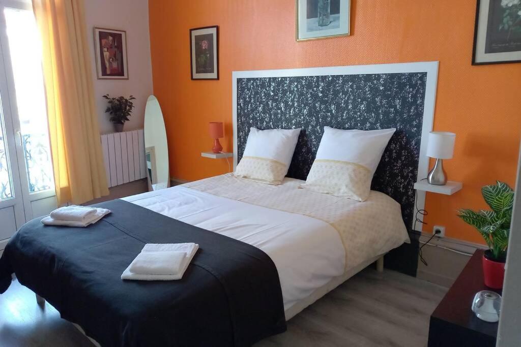 Charmant Appartement A Perigueux Luaran gambar